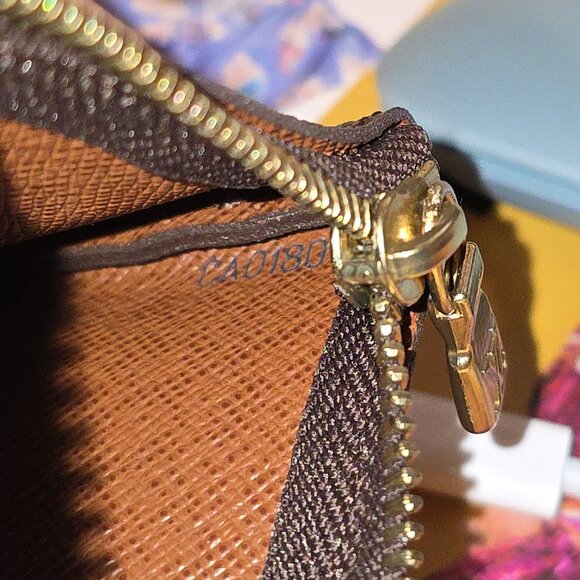 Louis Vuitton Key Pouch M62650 NWT - Picture 8 of 8